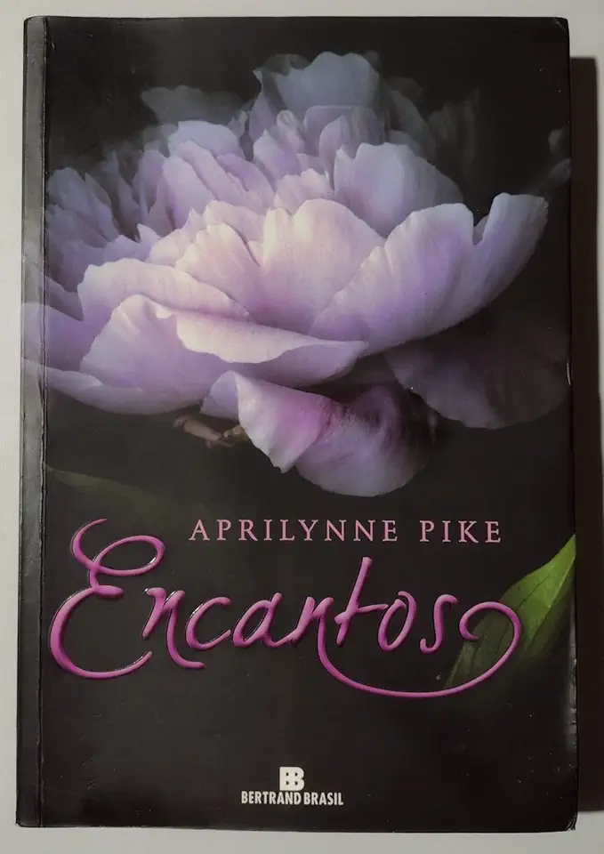 Capa do Livro Fadas – Aprilynne Pike