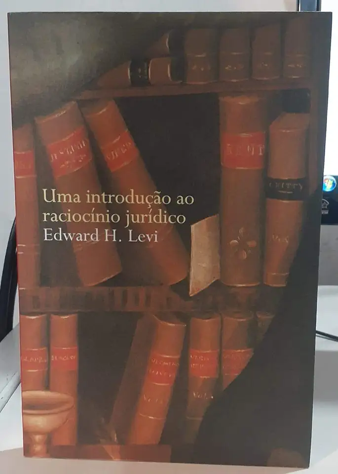 Capa do Livro Uma Introdução ao Raciocínio Jurídico - Edward H. Levi