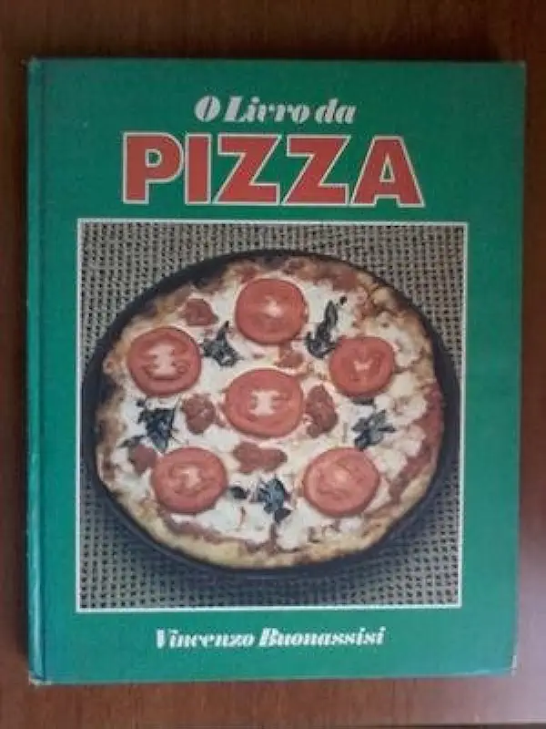 Capa do Livro O Livro da Pizza - Vincenzo Buonassisi