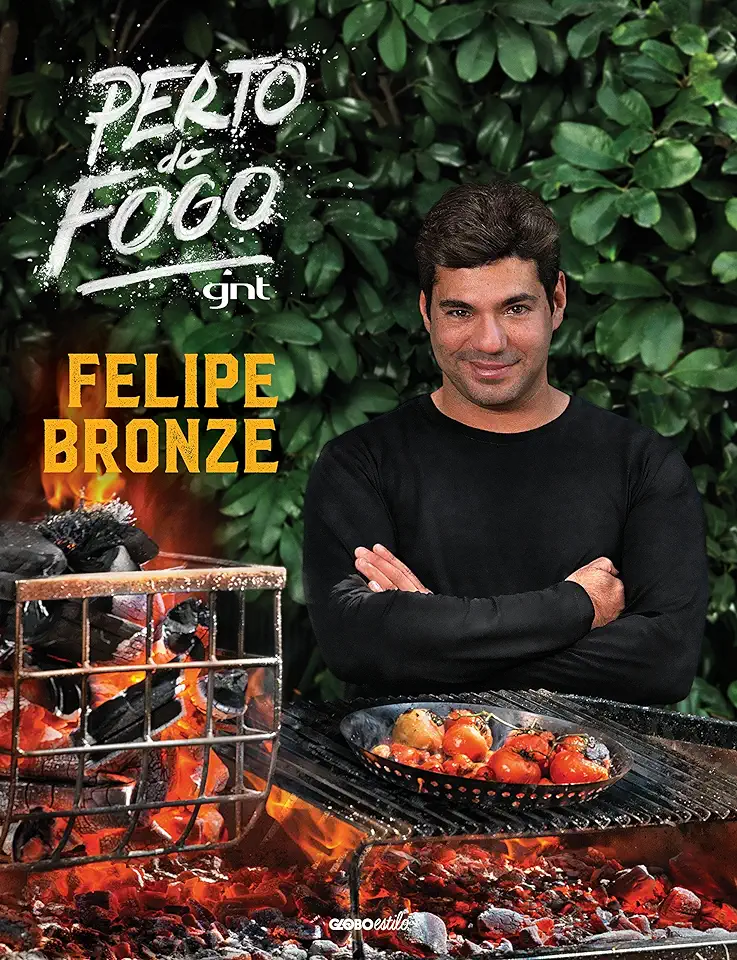 Capa do Livro Perto do fogo - Bronze, Felipe
