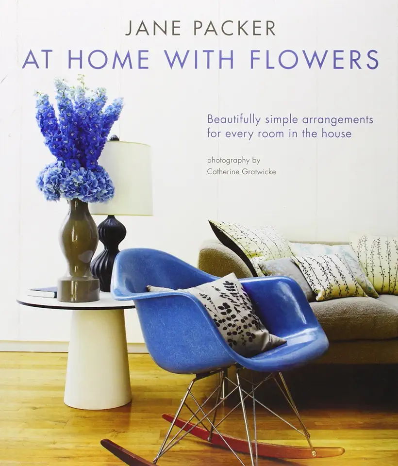 At Home With Flowers - Jane Packer