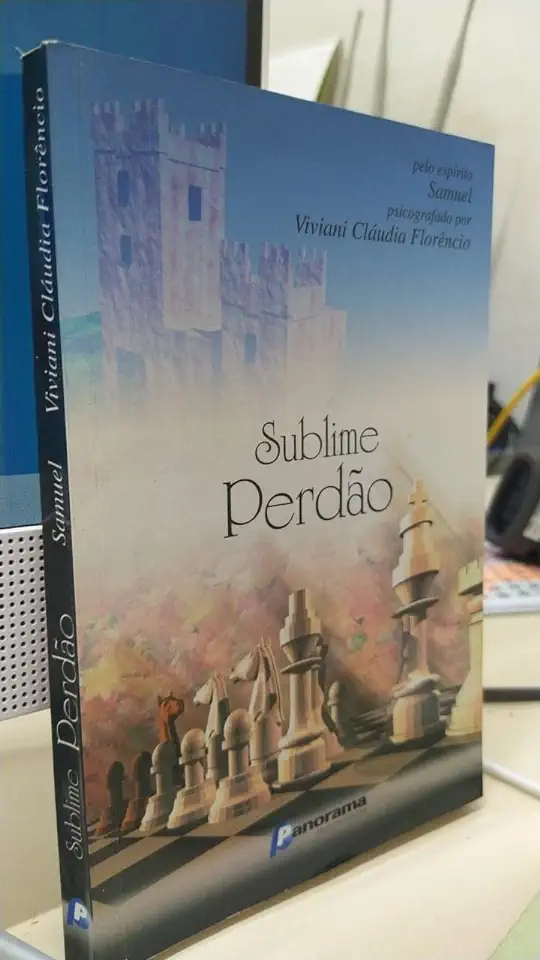 Capa do Livro Sublime Perdão - Viviani Cláudia Florêncio