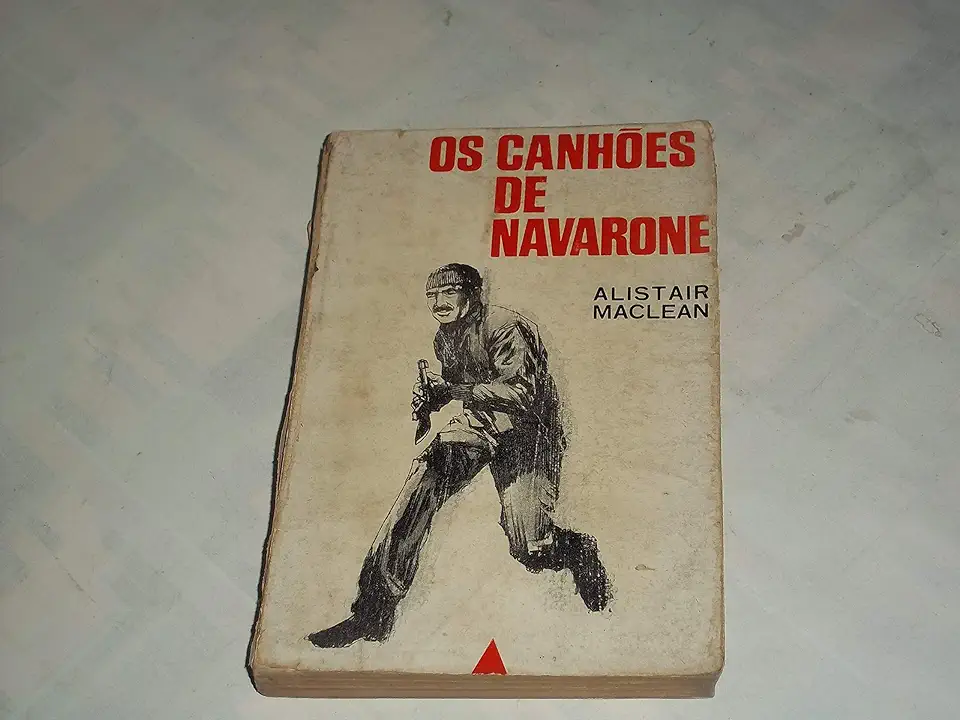 Capa do Livro Os Canhões de Navarone - Alistair Maclean