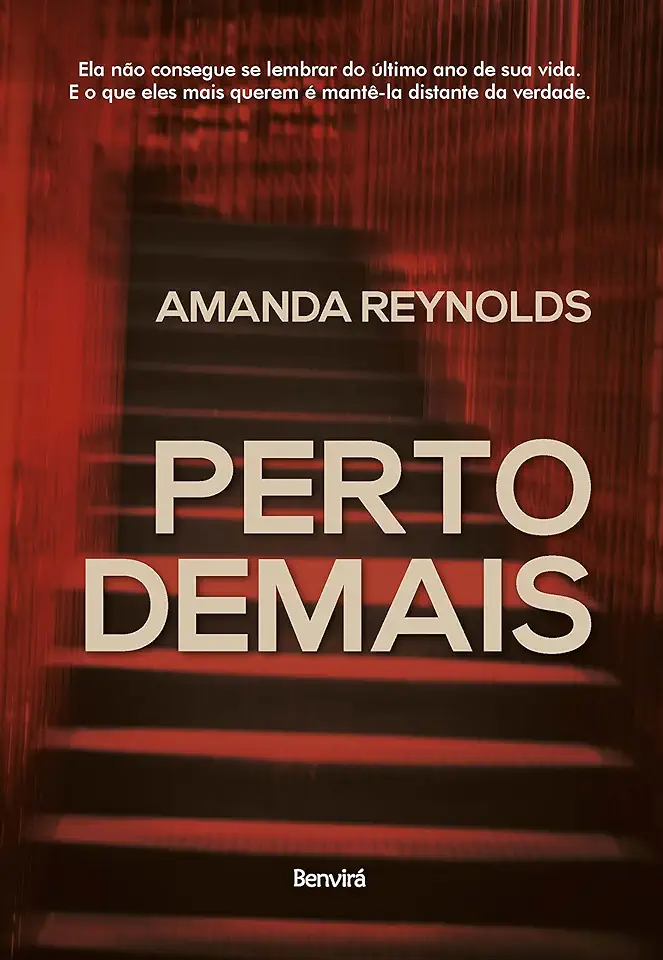 Capa do Livro Perto Demais - Reynolds, Amanda