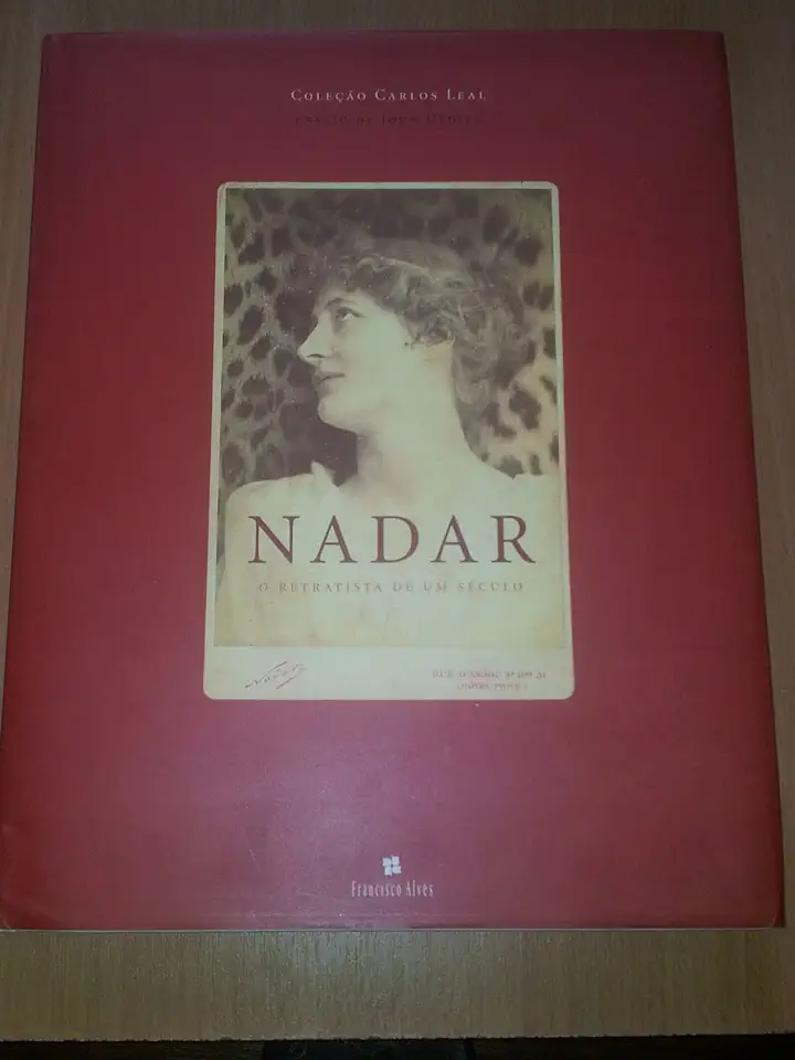 Capa do Livro Nadar – o Retratista de um Século - Coleção Carlos Leal (ensaio de John Updike)