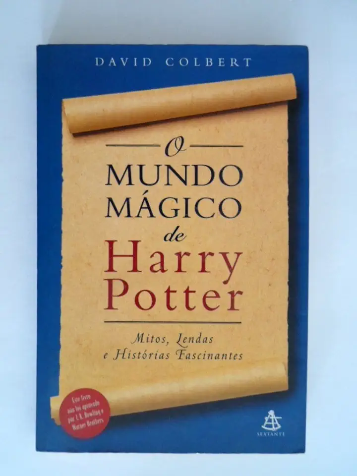 Capa do Livro O Mundo Mágico de Harry Potter - David Colbert