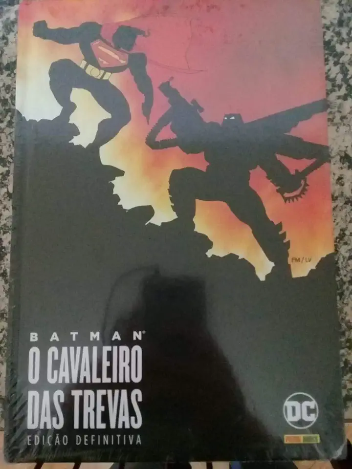 Capa do Livro Batman o Cavaleiro das Trevas - Frank Miller