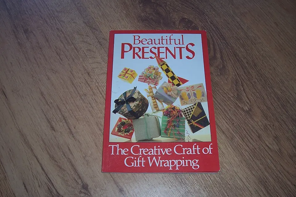 Capa do Livro Beautiful Presents: Creative Craft Of Gift Wrapping - Richard Kollath