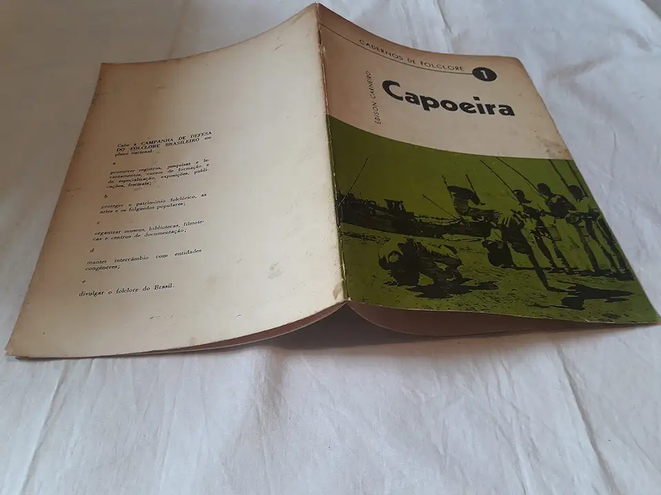 Capa do Livro Capoeira - Cadernos de Folclore 1 - Edison Carneiro