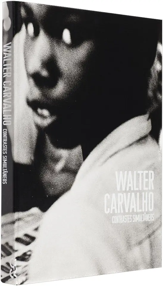 Capa do Livro Contrastes Simultâneos - Walter Carvalho