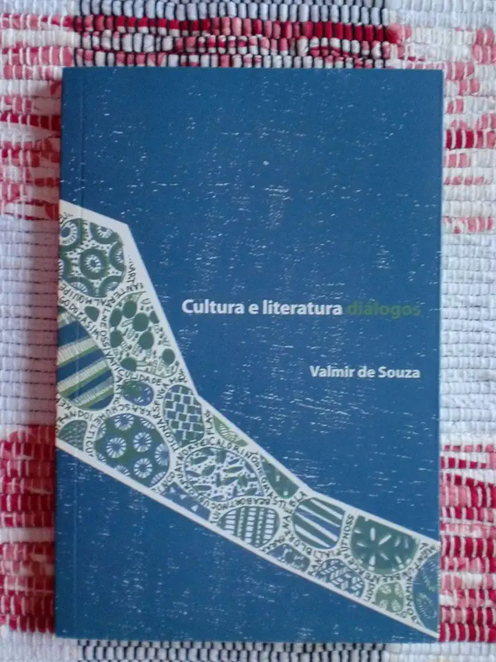 Capa do Livro Cultura e Literatura: Diálogos - Valmir de Souza