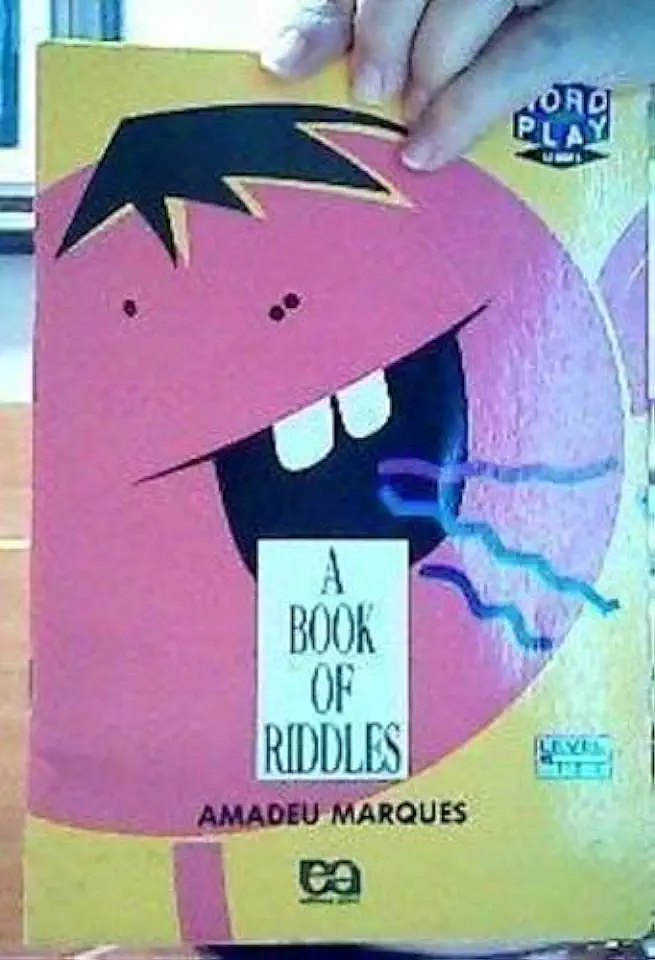 Capa do Livro A Book of Riddles - Amadeu Marques