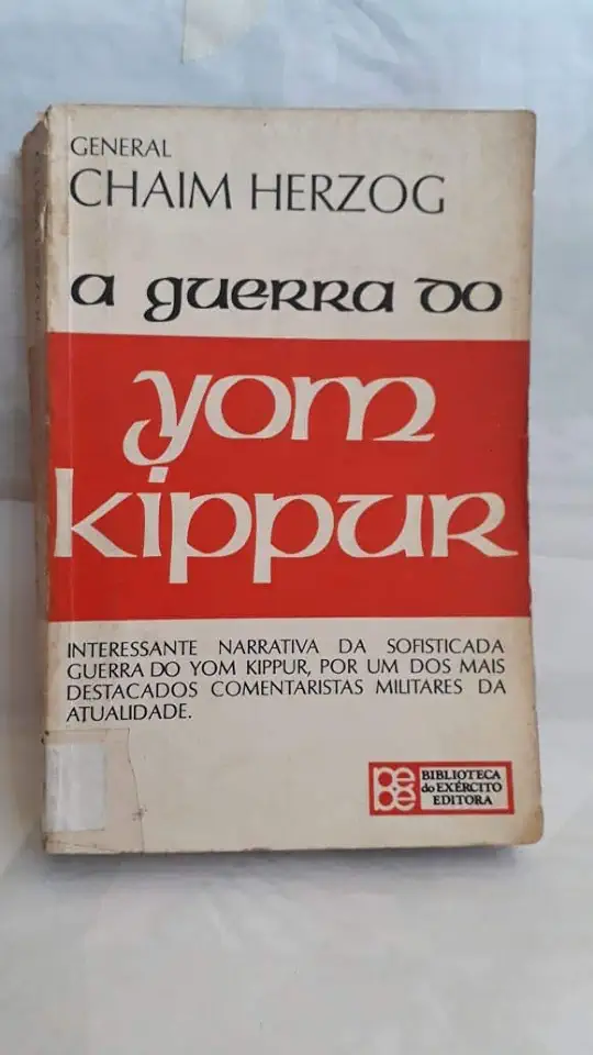 Capa do Livro A Guerra do Yom Kippur - General Chaim Herzog